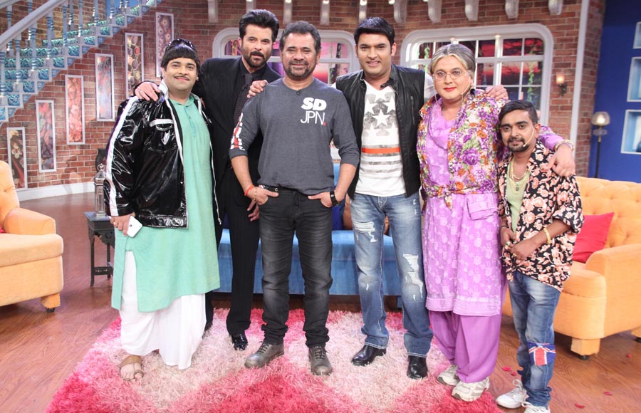 Welcome Back cast on Comedy Nights With Kapil