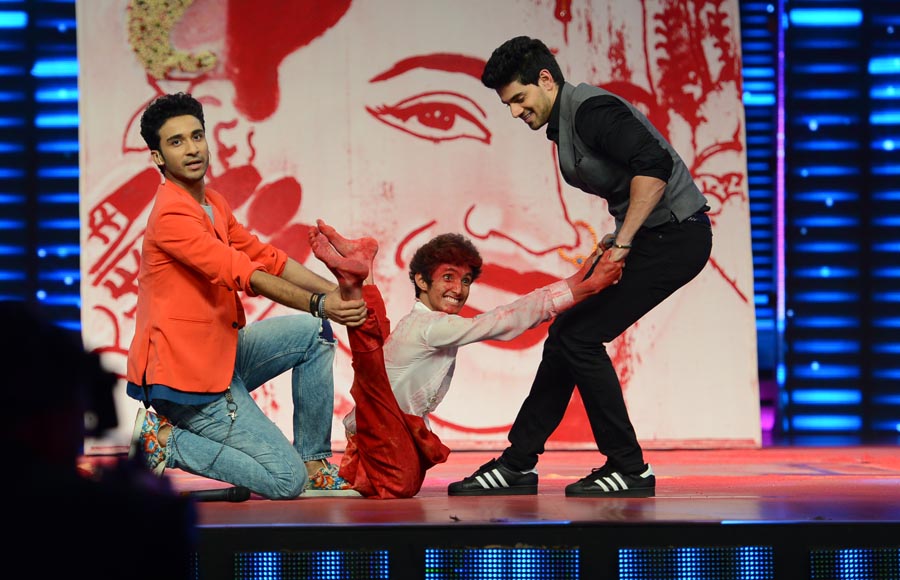 Sooraj Pancholi with contestant rahul Burman