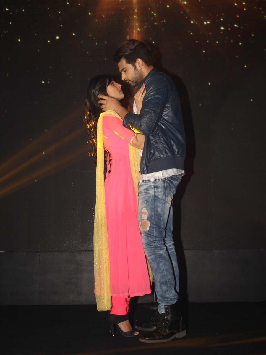 Karan Kundra and Saanvi Talwar