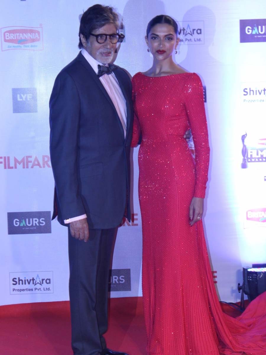 Amitabh Bachchan and Deepika Padukone