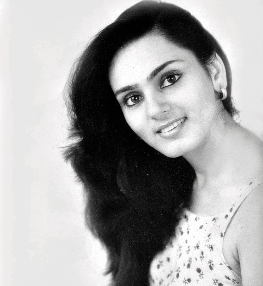 Unseen pictures of 'brave heart' Neerja Bhanot