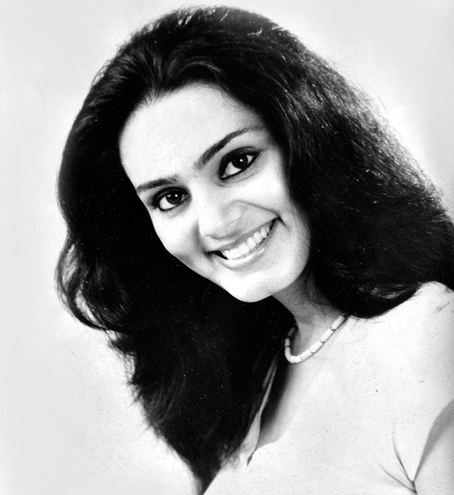 Unseen pictures of 'brave heart' Neerja Bhanot