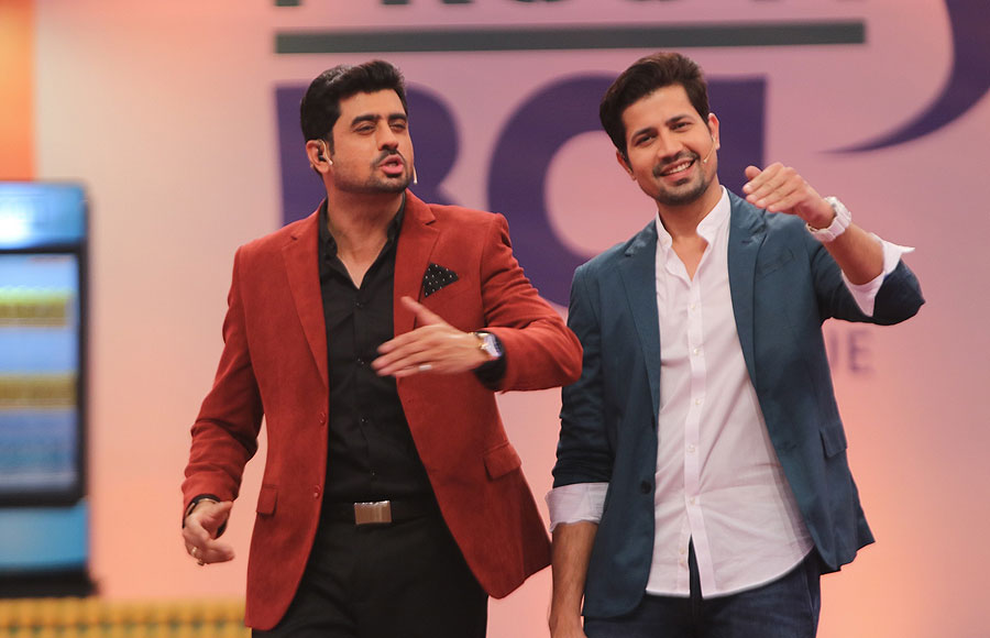 Host RJ Pritam and Sumeet