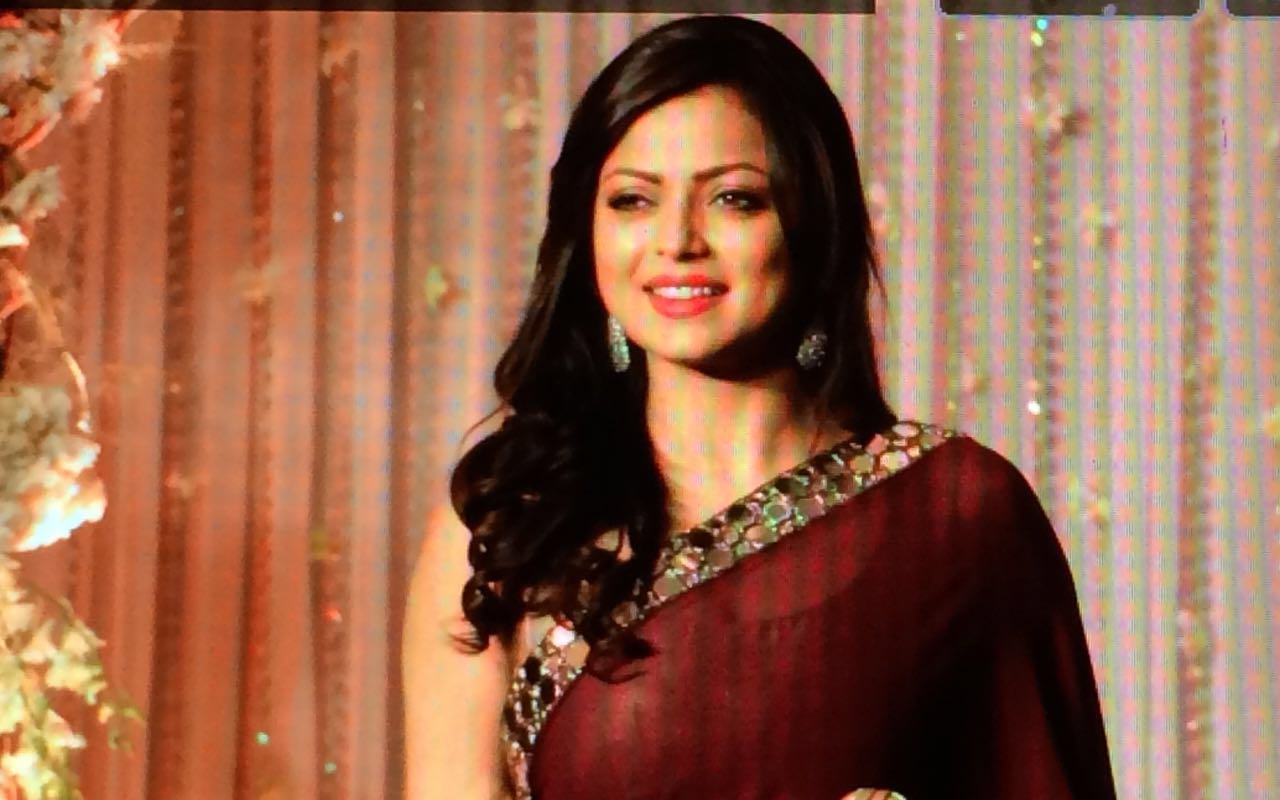 Drashti Dhami