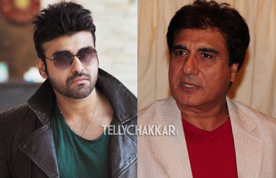 Aarya Babbar and his father Raj Babbar