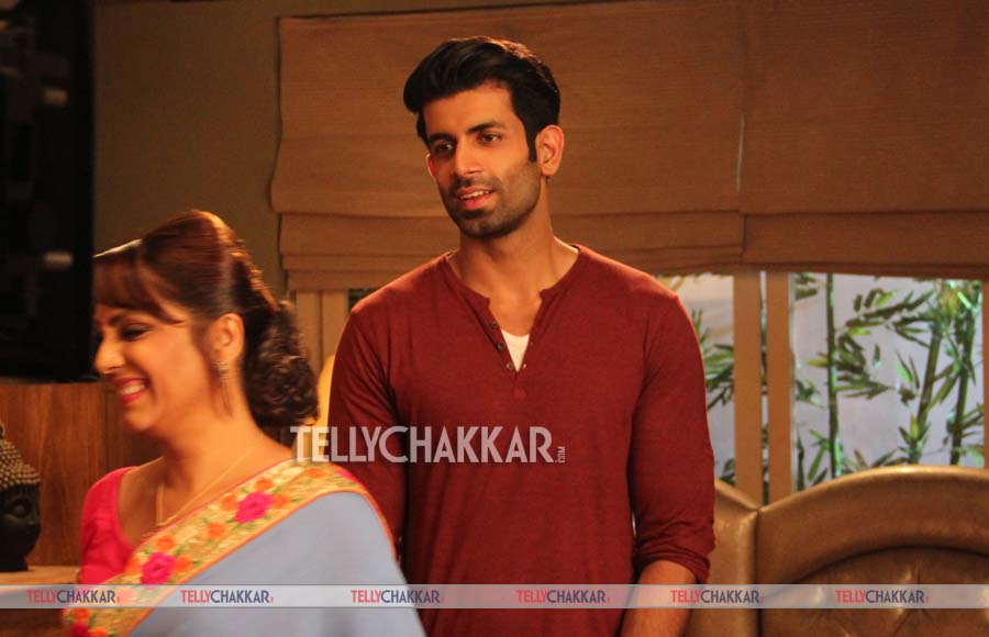 Namik Paul and Anjali Mukhi