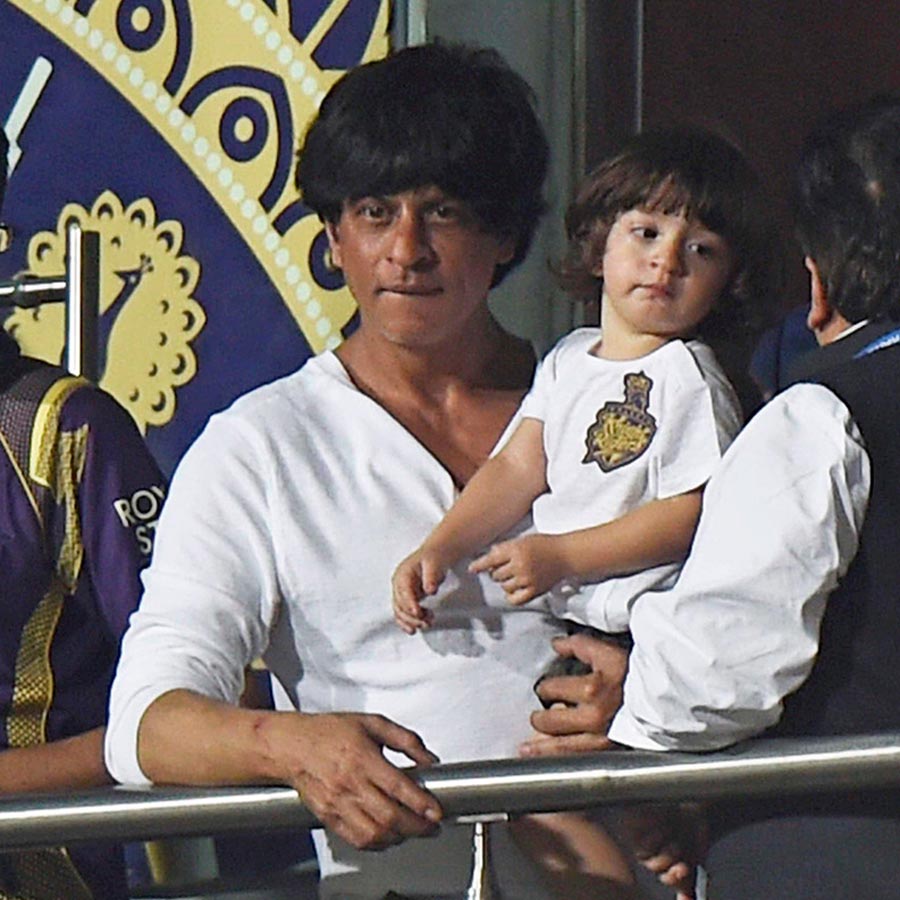 AbRam Khan with Shah Rukh Khan