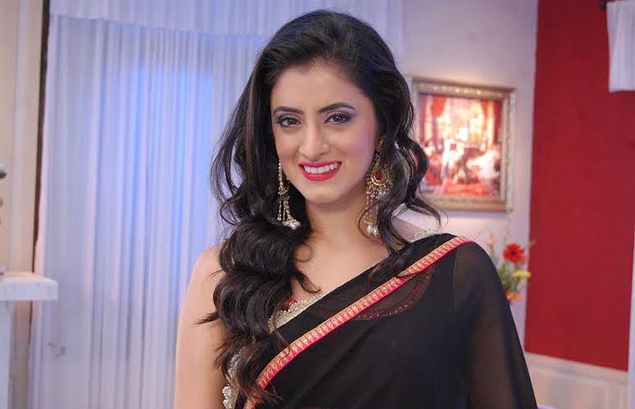 Mihika Varma (Yeh Hai Mohabbatein)