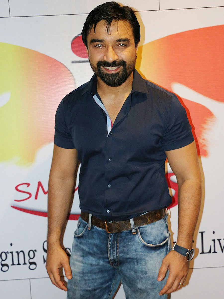 Ajaz Khan