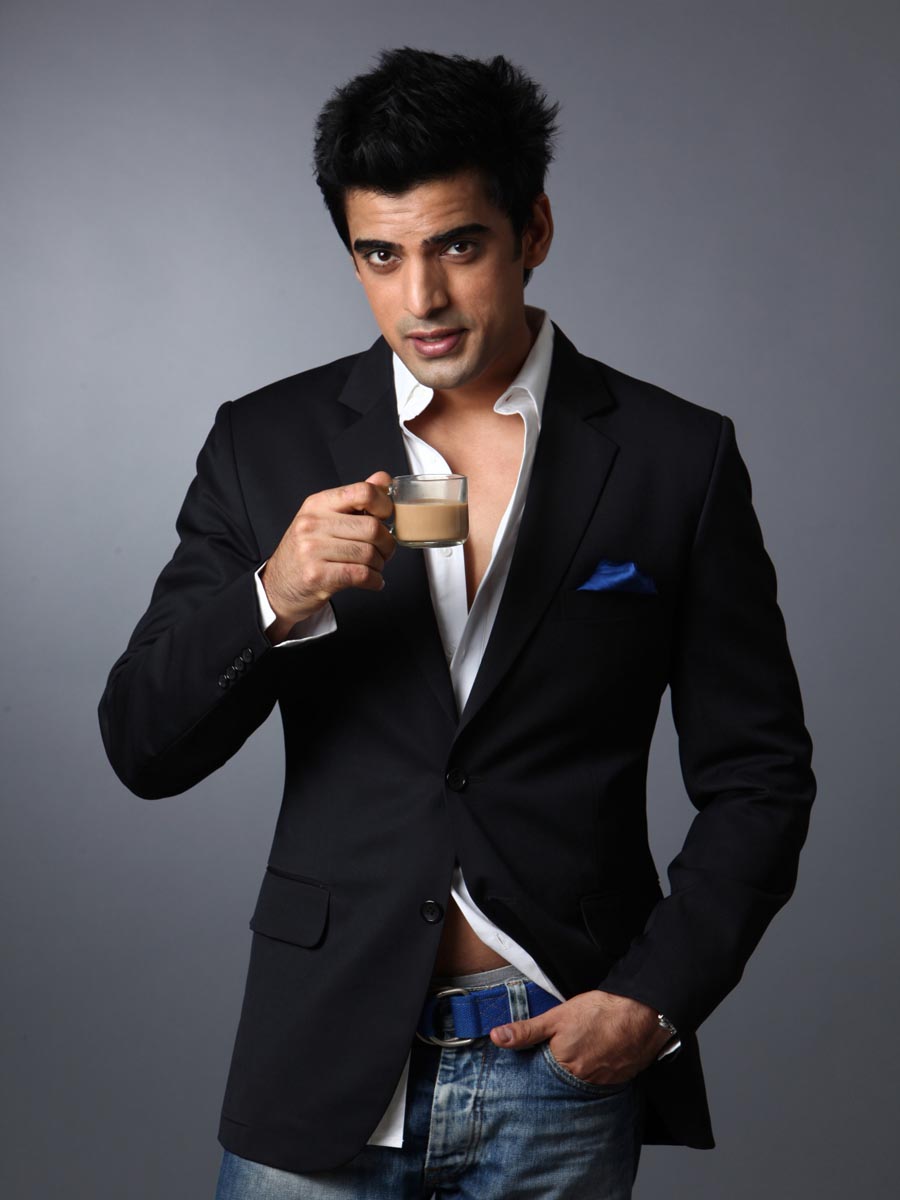 Mohit Malik is married to Aditi Shirwaikar