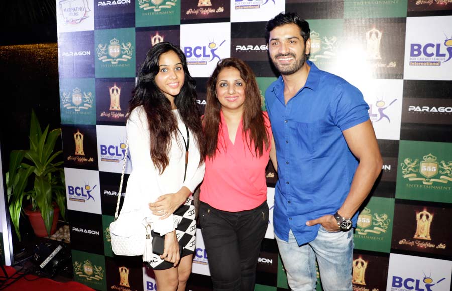 Sweety Jain, Munisha Khatwani and Mrunal Jain