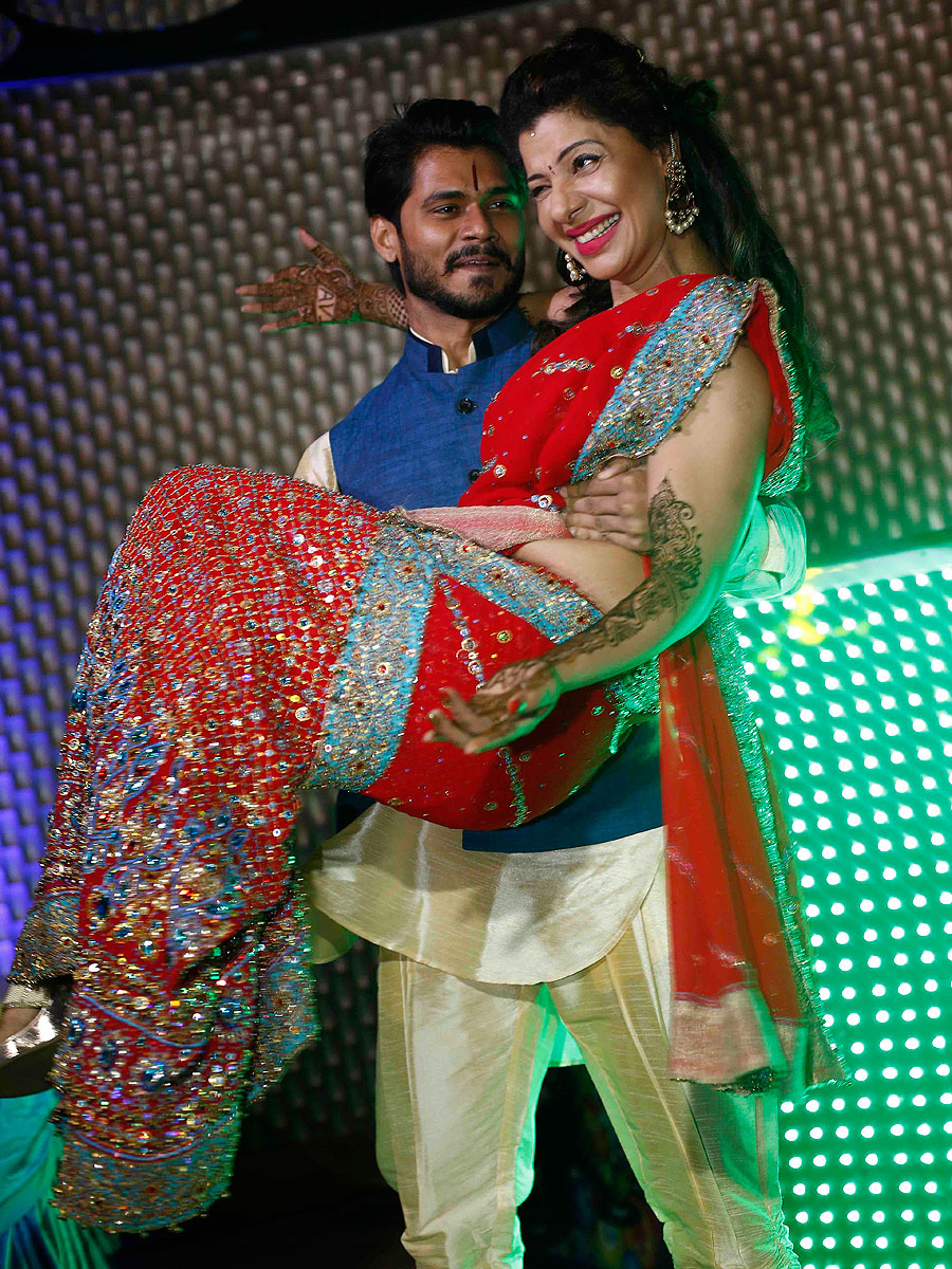 Sambhavna Seth and Avinash Dwivedi