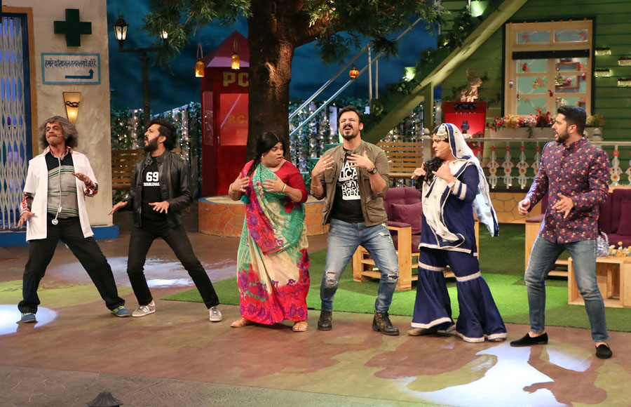 Riteish Deshmukh, Aftab Shivdasani, Vivek Oberoi, Kapil Sharma, Kiku Sharda and Sunil Grover