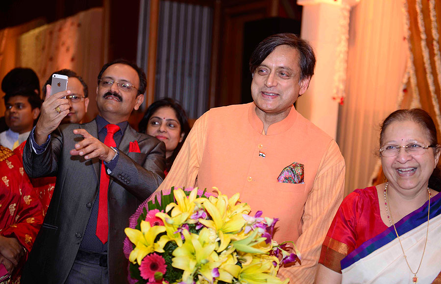 Shashi Tharoor