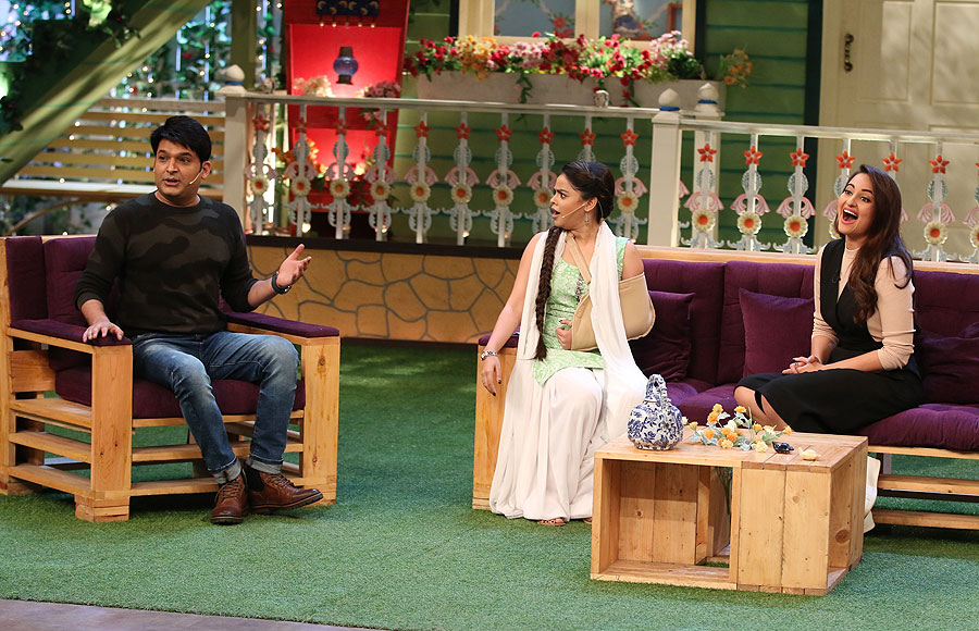 Kapil Sharma, Sumona Chakravarti and Sonakshi Sinha