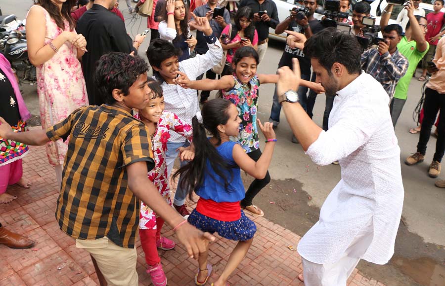 Rithvik's Ganpati Visarjan Celebrations with Super Dancer Kids