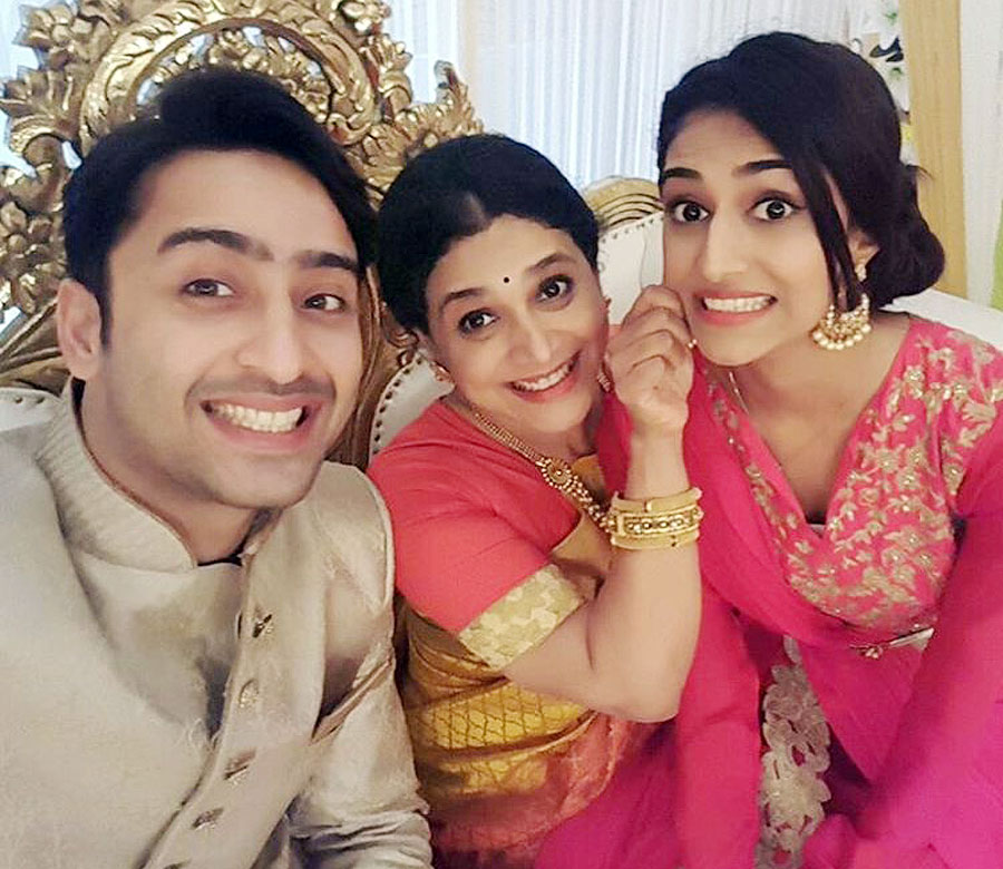 Shaheer Sheikh, Supriya Pilgaonkar and Erica Fernandes