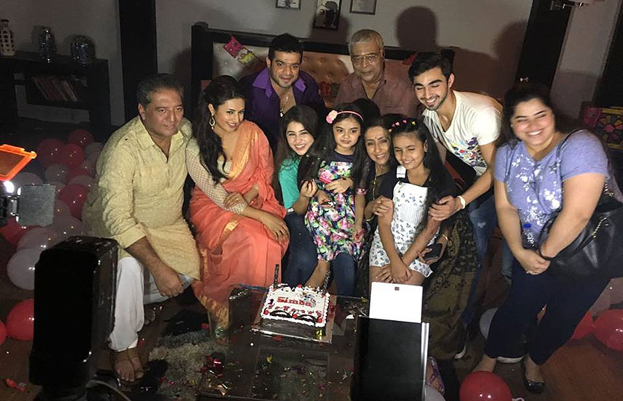 Ruhaanika Dhawan's birthday celebration on YHM sets!