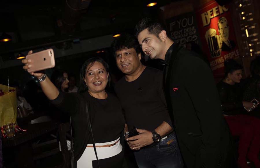 Karan Mehra-Nisha Rawal's Anniversary Party!