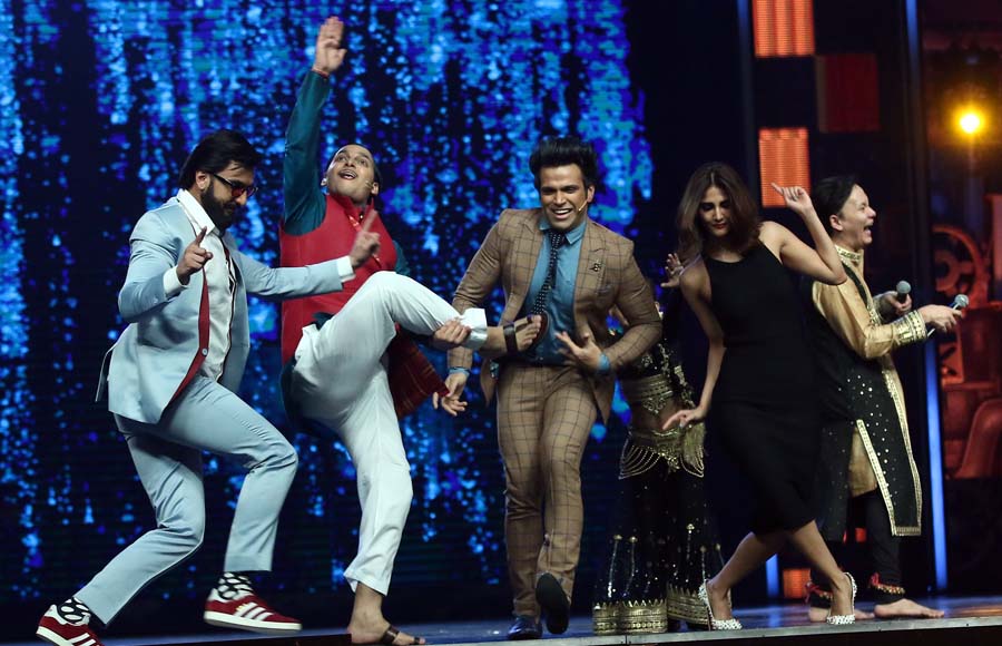 Ranveer Singh and Vaani Kapoor on 'Super Dancer'