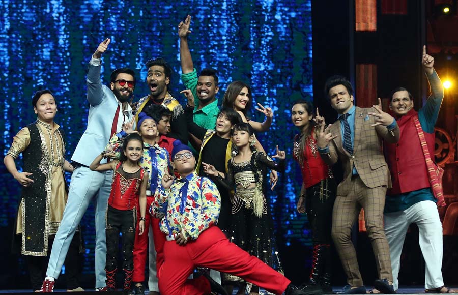 Ranveer Singh and Vaani Kapoor on 'Super Dancer'