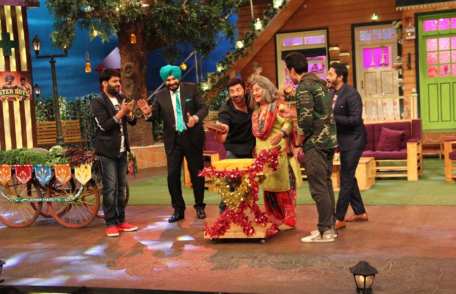 Ali Asgar's birthday celebration on The Kapil Sharma Show