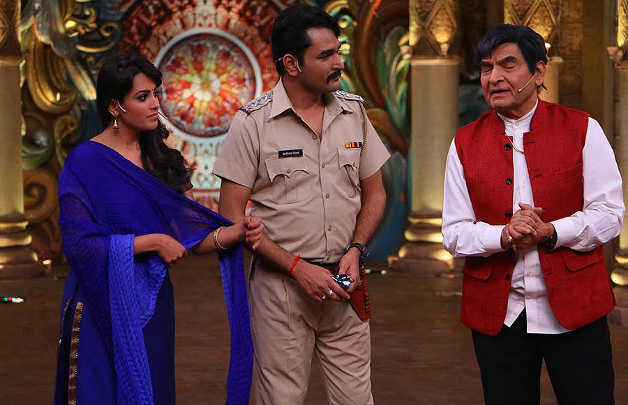 Bollywood special on Comedy Nights Bachao Taaza