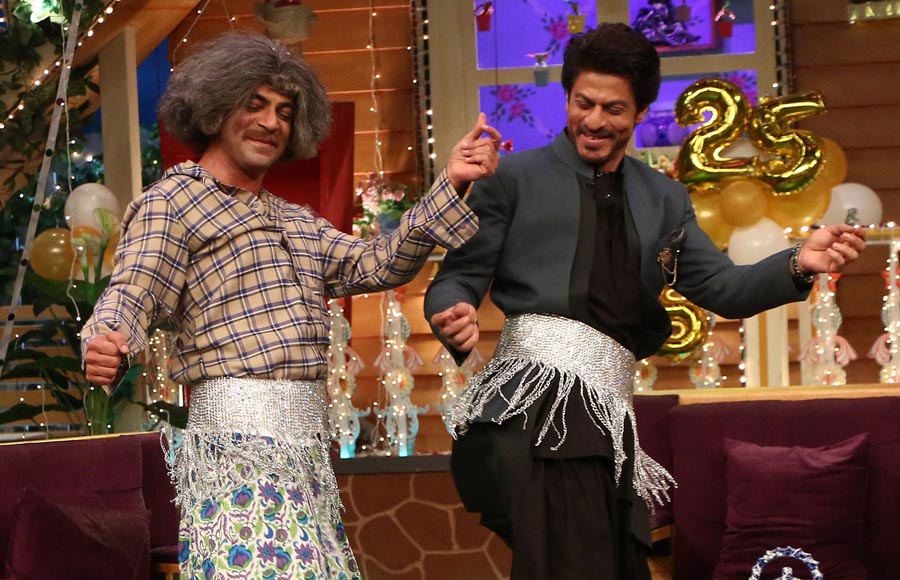 SRK and Nawazuddin promote 'Raees' on The Kapil Sharma Show