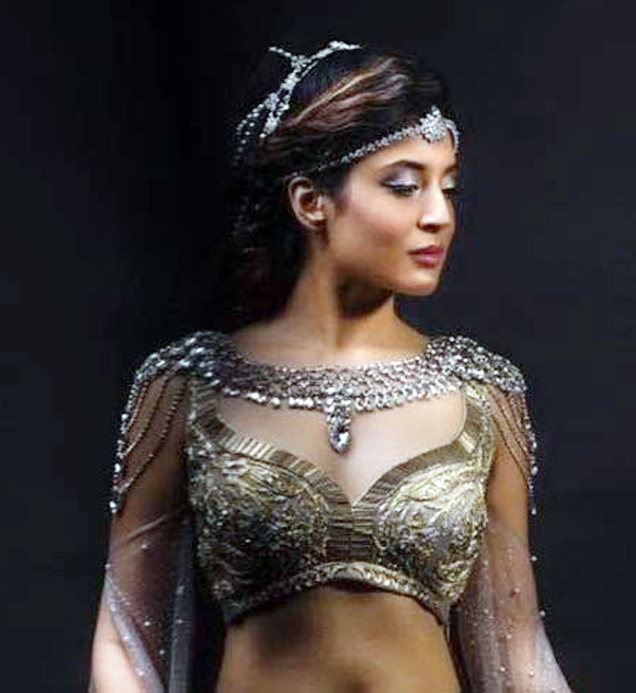 Kritika Kamra in and as Chandrakanta