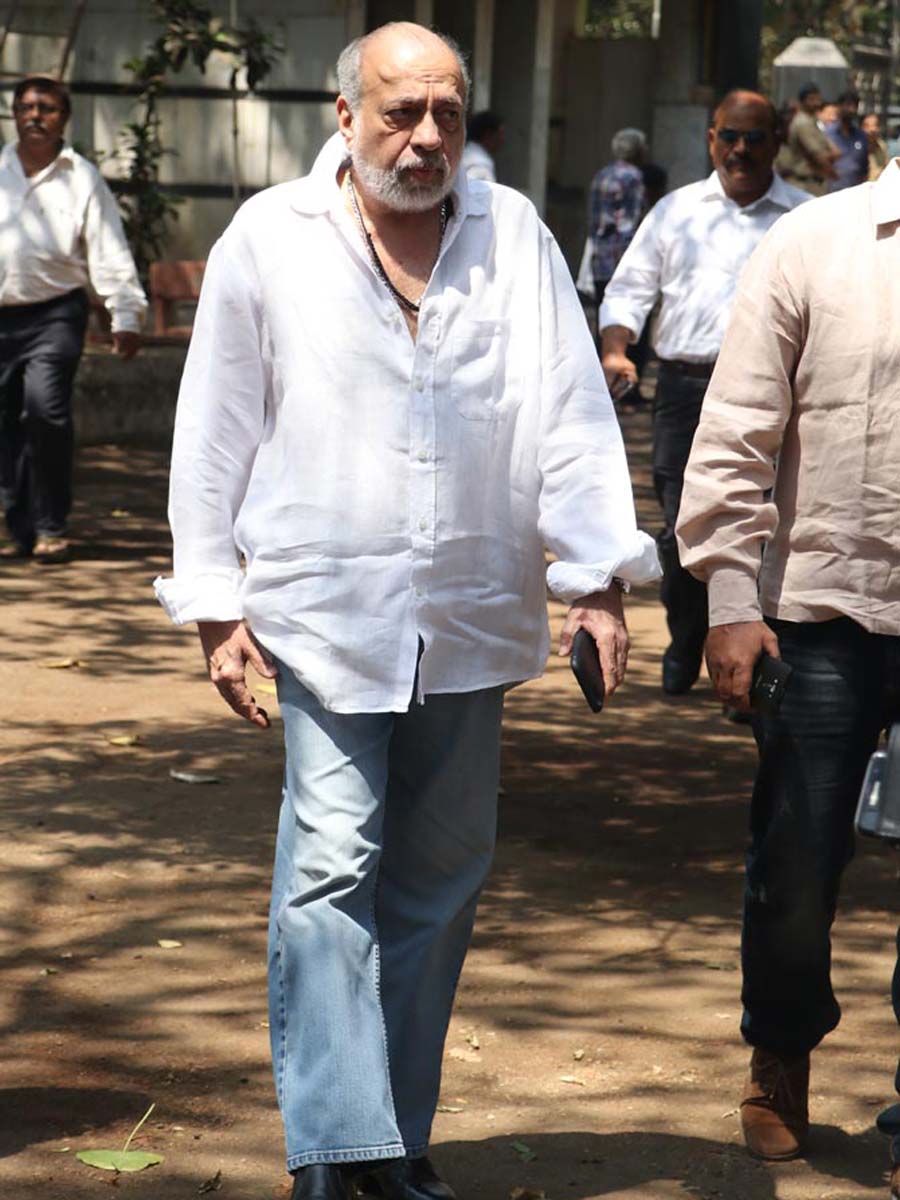 Suniel Shetty's father's funeral