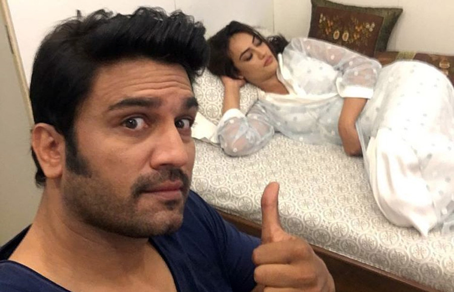 Sharad Kelkar and Surbhi Jyoti