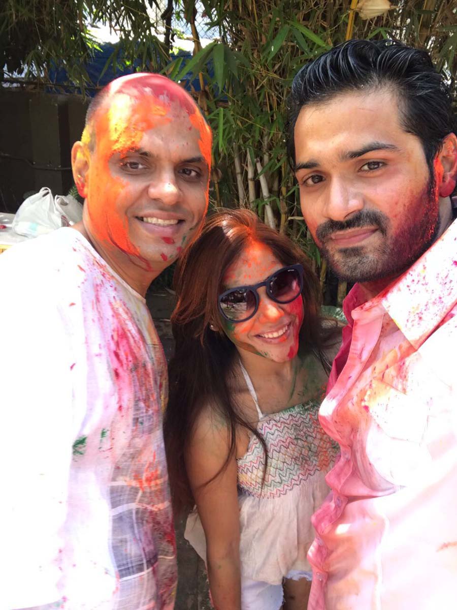 Mrunal Jain with wife Sweety and Sandip Sikand