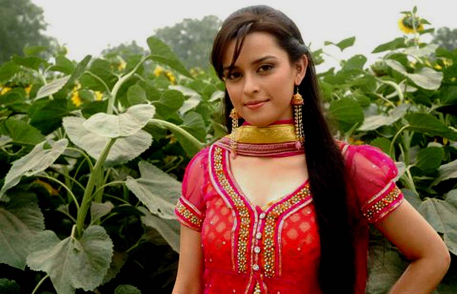 Ekta Kaul (Mere Angne Mein)