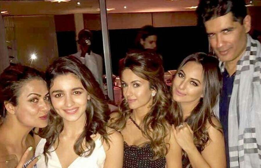 Amrita Arora, Alia Bhatt, Sonakshi Sinha and Manish Malhotra