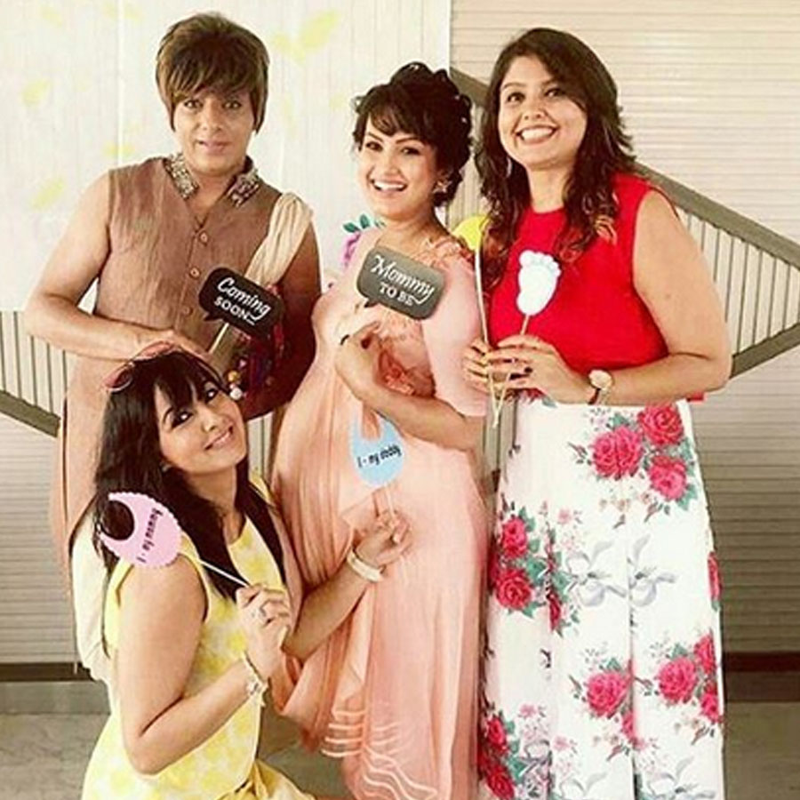 Awwwdorable: Nisha Rawal's Baby Shower