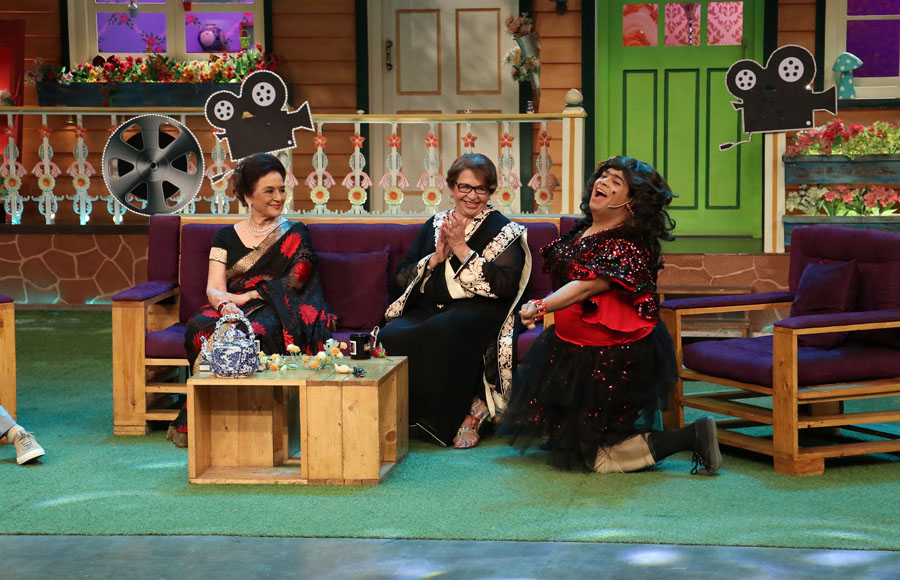 Helen was amused watching Kiku Sharda performed on the super hit song 'Piya Tu Ab Toh Aaja' on the sets of The Kapil Sharma Show