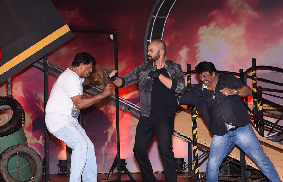 Rohit Shetty's blockbuster entry at the launch of Khatron Ke Khiladi