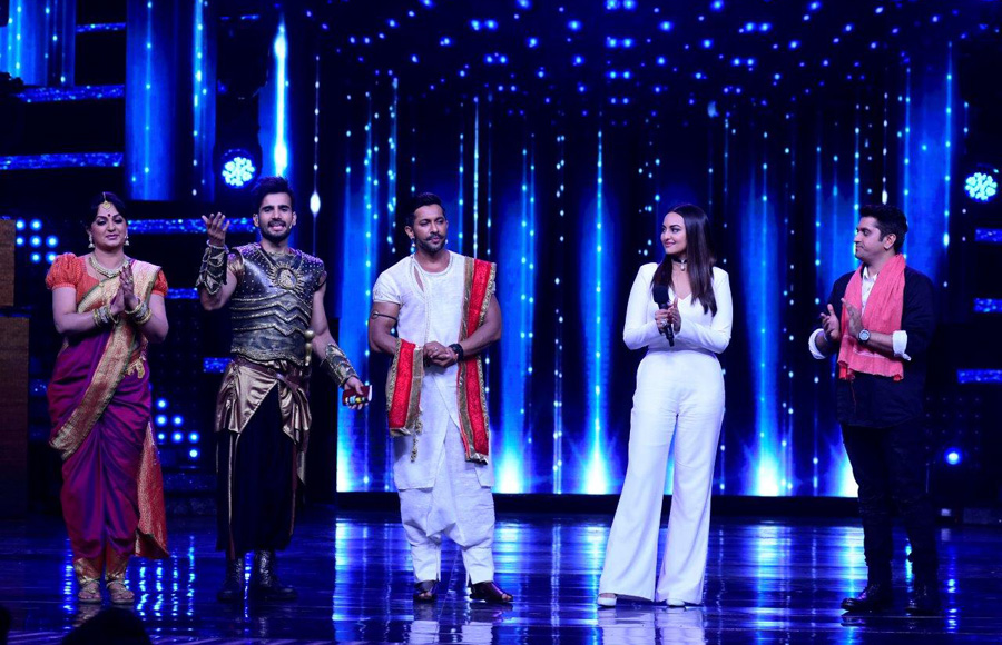 The Judges on Nach Baliye get into some Dumnsharades mode on the sets of Nach Baliye