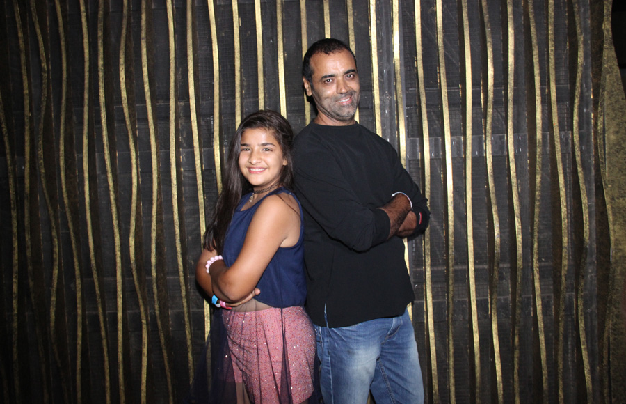 Ananya Agrawal- Vickey Ahuja