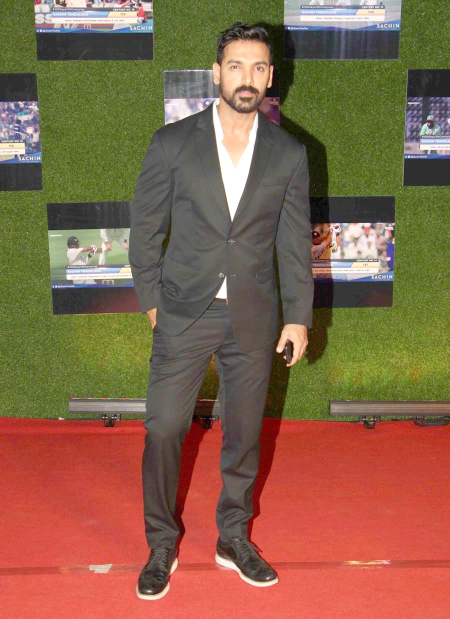 Star studded premiere of Sachin: A Billion Dreams