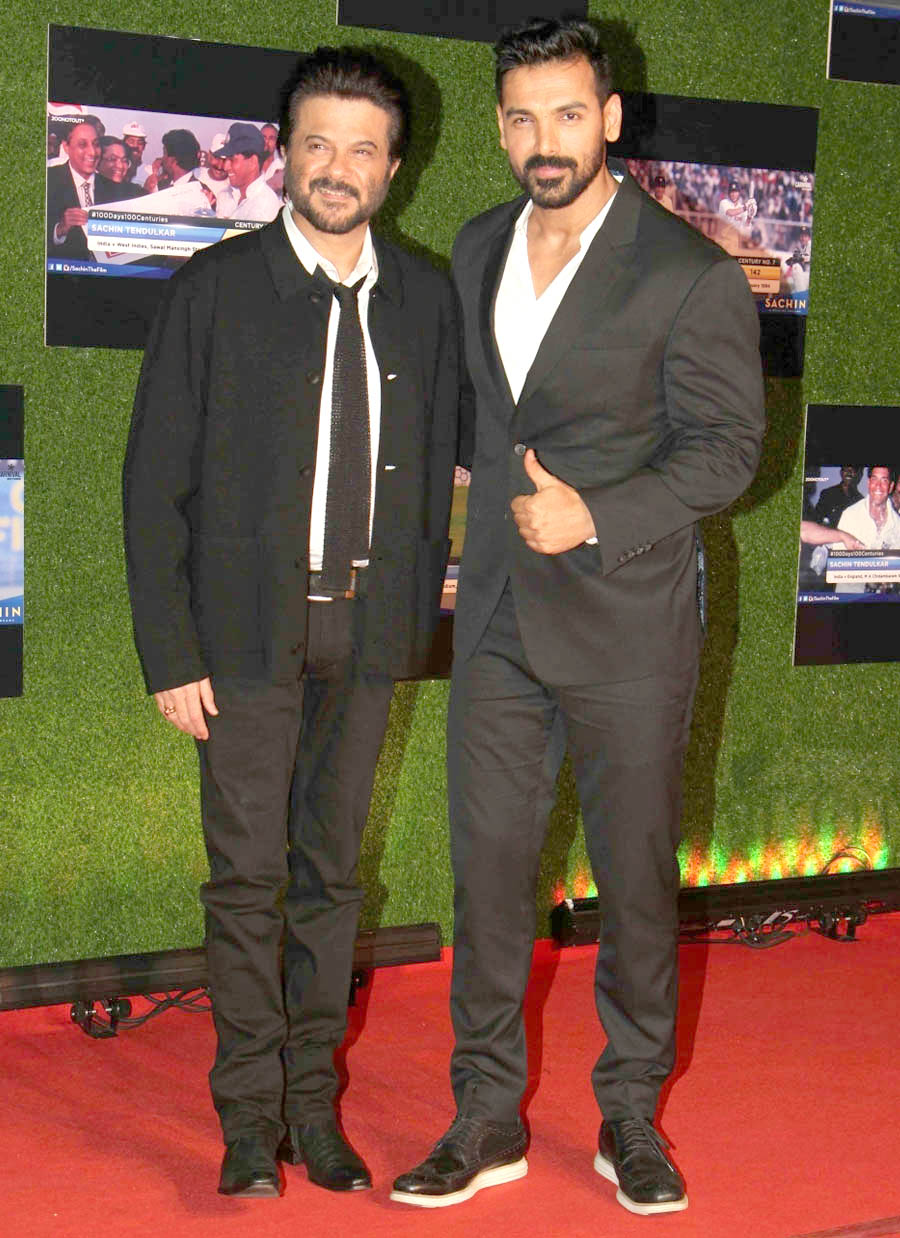 Star studded premiere of Sachin: A Billion Dreams