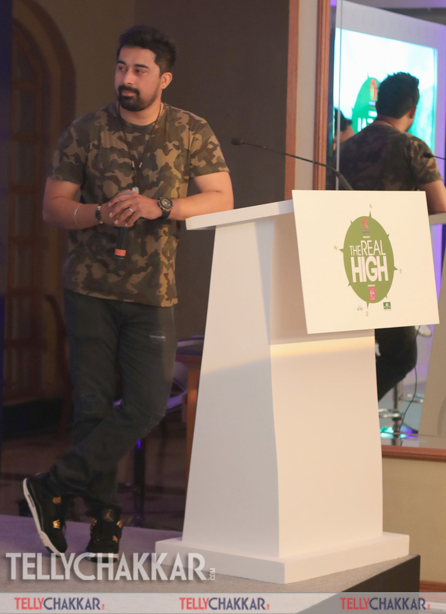 Rannvijay with team at the launch of Arre's The Real High