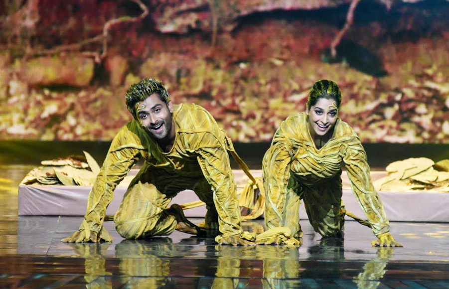 Sridevi & Diljit set the Nach Baliye 8 stage on fire!