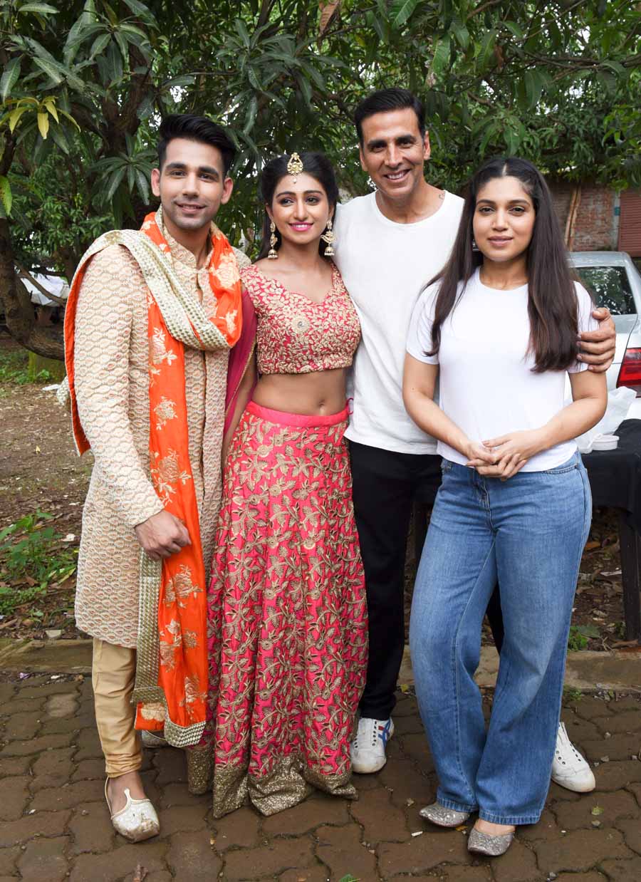 Naksh, Kirti, Akshay Kumar, Bhumi Pednekar