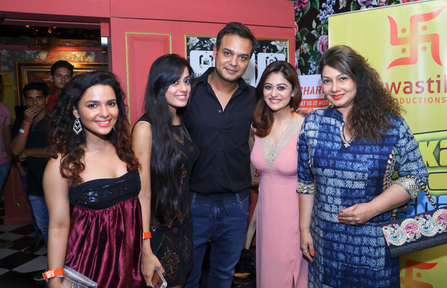 Kritida Mistry, Chitrashi Rawat, Falaq Naaz, Siddharth Kumar Tewary and Asawari Joshi.