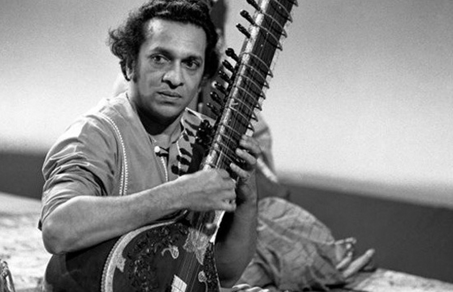 Pandit Ravi Shankar – Grammy for best album 1973, Grammy for best chamber music – 1968, Polar Music Prize 1998, Grammy award for best world music 2002, 2013.