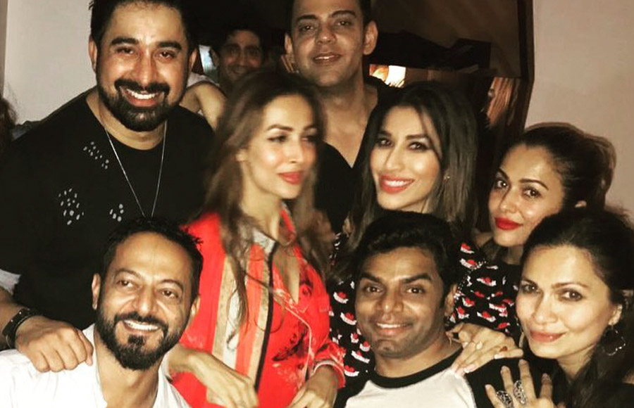  Nikhil Chinapa, Malaika Arora Khan, Sophie Choudry, Amruta Arora, Ranvijay Singha, Cyrus Sahukar, Maria Gorettiz