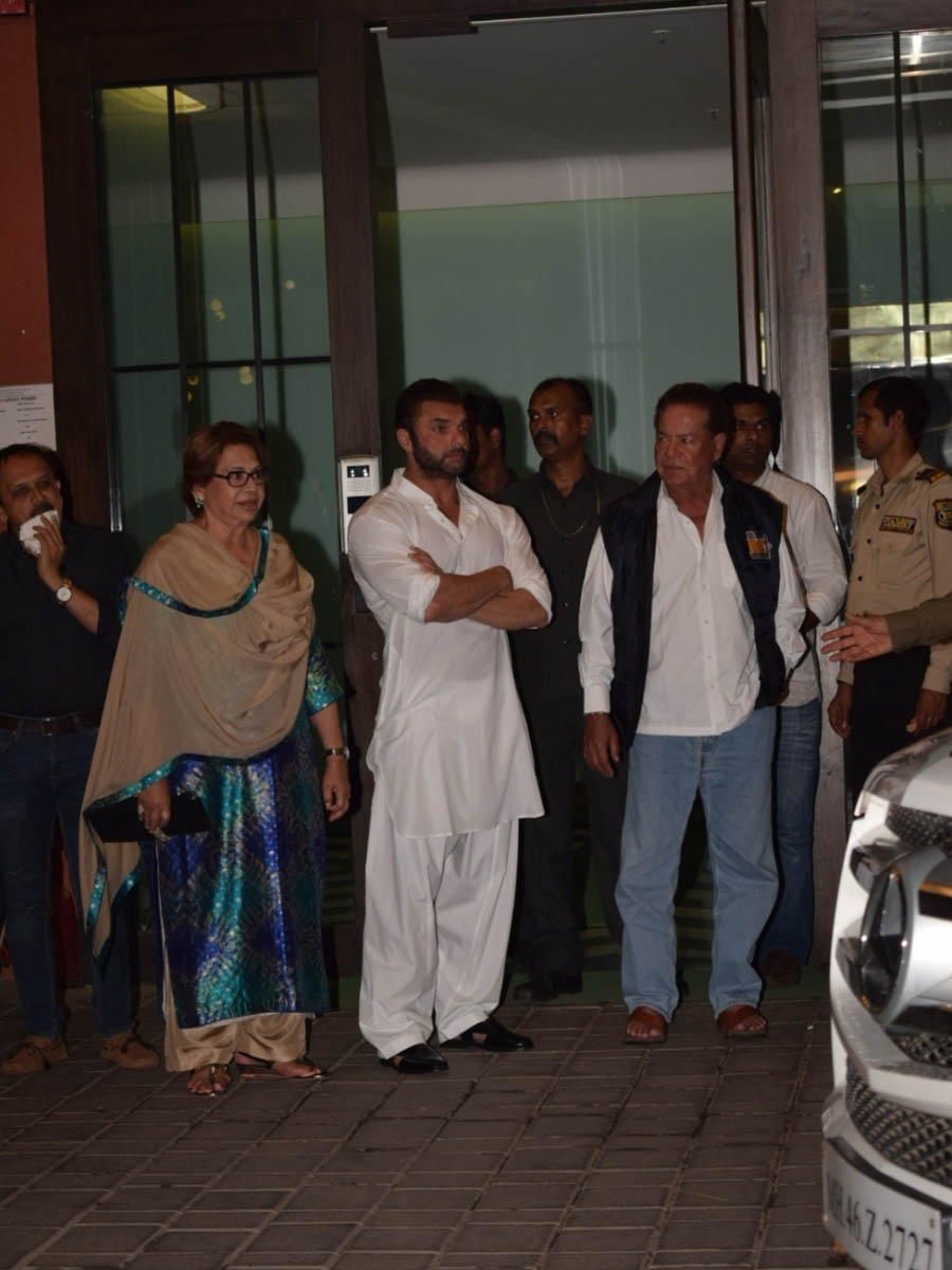 Celebs at Arpita Khan's residence for Pre-Diwali celebration 