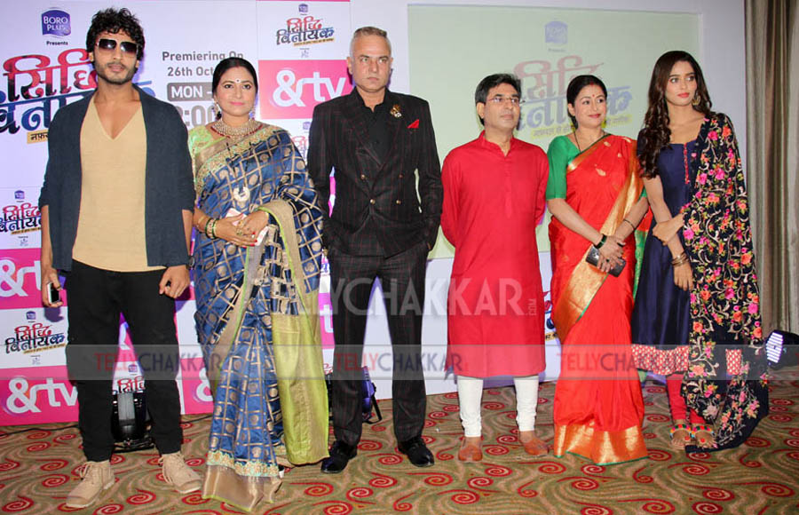 Nitin Goswami, Utkarsha Naik, Manish Khanna, Ashish Nayyar and Neha Saxena