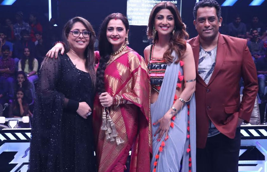 Evergreen Rekha graces Sony TV's Super Dancer 